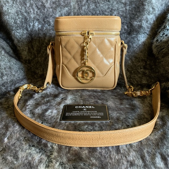 Authentic Vintage CHANEL Vanity Box Crossbody Bag - Picture 1 of 13